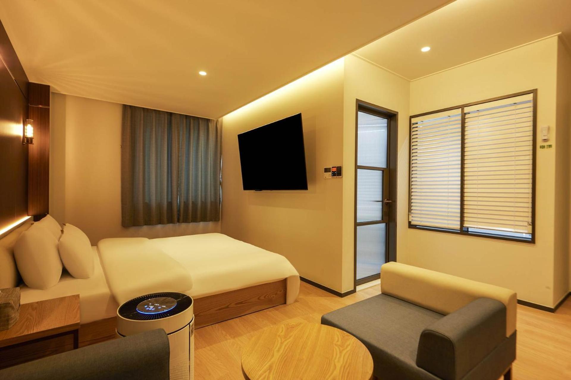 Browndot Suwon Cityhall Motel Esterno foto